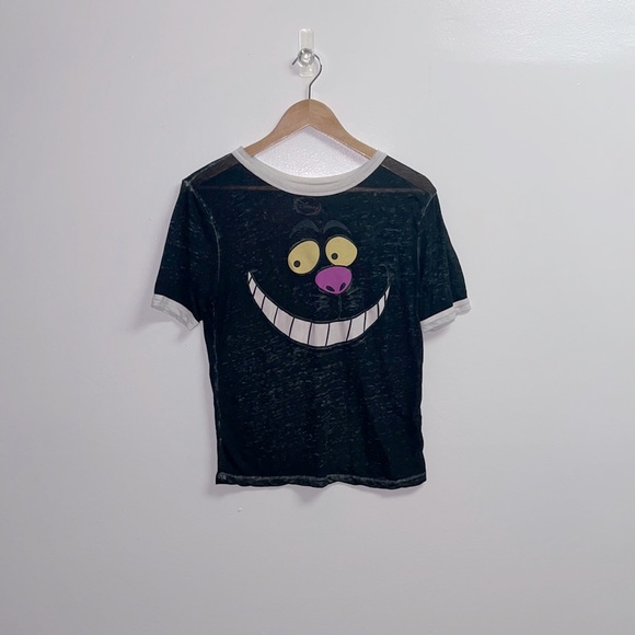 Disney Tops - Disney Cheshire Graphic Tee 🐈